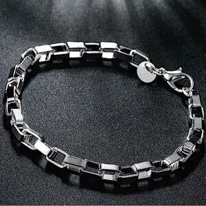 Sterling silver box chain link unisex bracelet